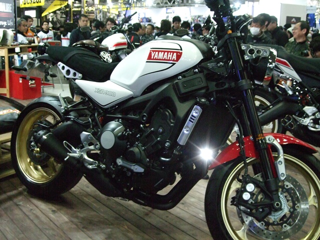 xsr900