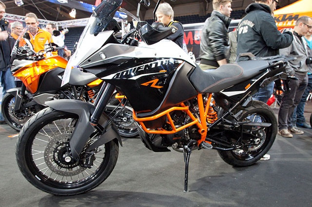 大型バイク,KTM,1190アドベンチャー